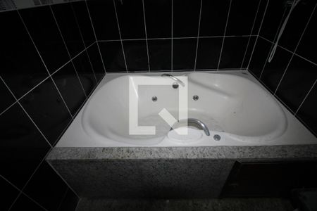 Casa à venda com 400m², 4 quartos e 4 vagasBanheiro da Suíte 3