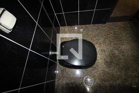 Casa à venda com 400m², 4 quartos e 4 vagasBanheiro da Suíte 1