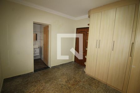 Casa à venda com 400m², 4 quartos e 4 vagasQuarto 2 - Suíte