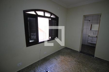 Casa à venda com 400m², 4 quartos e 4 vagasQuarto 2 - Suíte