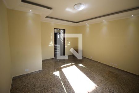 Casa à venda com 400m², 4 quartos e 4 vagasQuarto 4 - Suíte