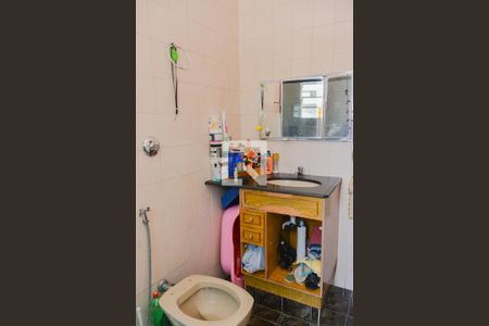 Banheiro de casa à venda com 3 quartos, 360m² em Santa Helena, Contagem