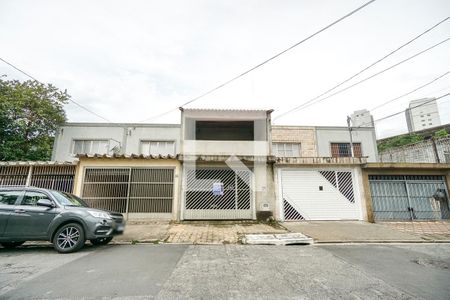 Casa à venda com 135m², 2 quartos e 2 vagasFachada