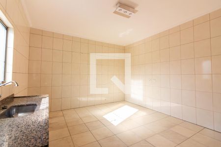 Cozinha  de casa à venda com 3 quartos, 250m² em Padroeira, Osasco