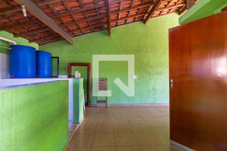 Casa à venda com 250m², 3 quartos e 3 vagasÁrea de Serviço 