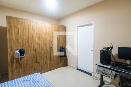 Casa à venda com 160m², 5 quartos e 1 vagaQuarto 3