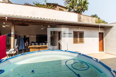 Casa de condomínio à venda com 220m², 4 quartos e 2 vagasVista do Quarto 3