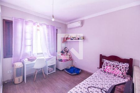 Casa de condomínio à venda com 220m², 4 quartos e 2 vagasQuarto 2