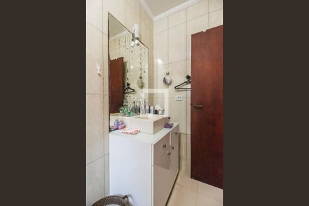 Casa de condomínio à venda com 220m², 4 quartos e 2 vagasCloset da suíte