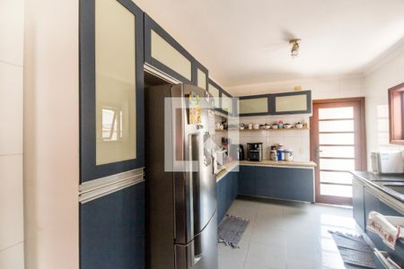 Casa de condomínio à venda com 220m², 4 quartos e 2 vagasCozinha