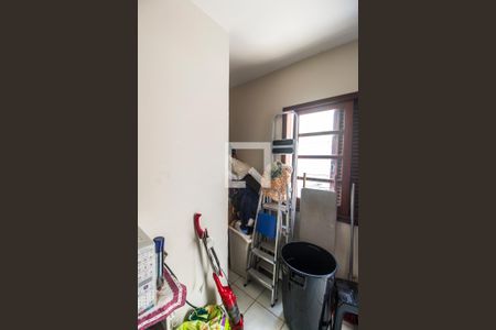 Casa de condomínio à venda com 220m², 4 quartos e 2 vagasDespensa