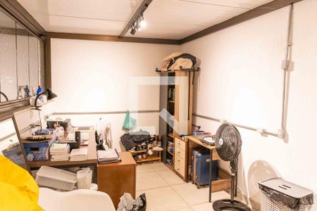 Apartamento à venda com 134m², 2 quartos e 2 vagas Apartamento à venda com 134m², 2 quartos e 2 vagasEscritório