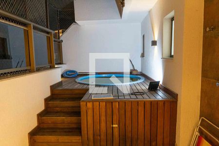 Apartamento à venda com 134m², 2 quartos e 2 vagas Apartamento à venda com 134m², 2 quartos e 2 vagasVaranda gourmet