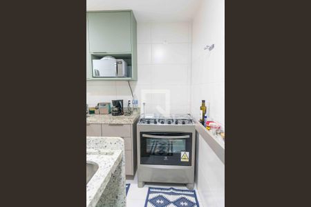 Apartamento à venda com 134m², 2 quartos e 2 vagas Apartamento à venda com 134m², 2 quartos e 2 vagasCozinha e Área de Serviço