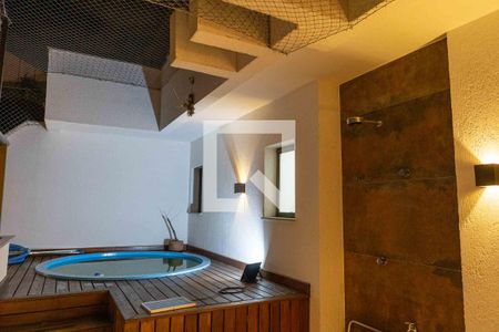 Apartamento à venda com 134m², 2 quartos e 2 vagas Apartamento à venda com 134m², 2 quartos e 2 vagasVaranda gourmet