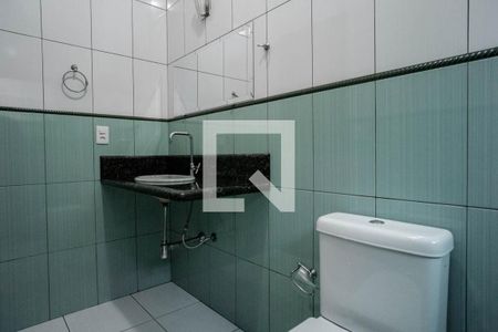 Casa à venda com 270m², 4 quartos e 3 vagas Casa à venda com 270m², 4 quartos e 3 vagasBanheiro