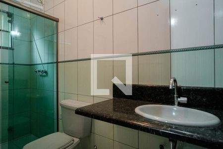 Casa à venda com 270m², 4 quartos e 3 vagas Casa à venda com 270m², 4 quartos e 3 vagasBanheiro