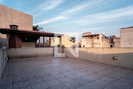 Casa à venda com 270m², 4 quartos e 3 vagas Casa à venda com 270m², 4 quartos e 3 vagasÁrea comum