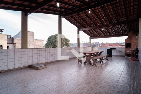 Casa à venda com 270m², 4 quartos e 3 vagas Casa à venda com 270m², 4 quartos e 3 vagasÁrea comum