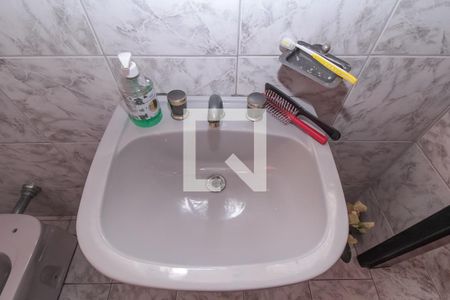 Casa à venda com 150m², 3 quartos e 2 vagas Casa à venda com 150m², 3 quartos e 2 vagasBanheiro 1