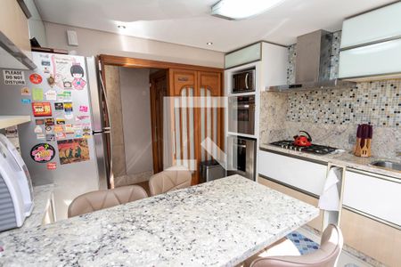 Casa à venda com 350m², 3 quartos e 6 vagasCozinha