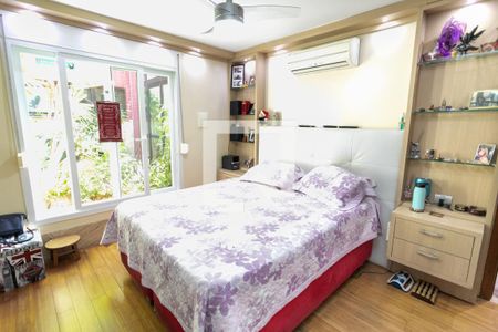 Suite 1 de casa à venda com 3 quartos, 350m² em Jardim Itu, Porto Alegre