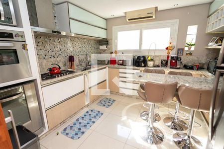 Casa à venda com 350m², 3 quartos e 6 vagasCozinha