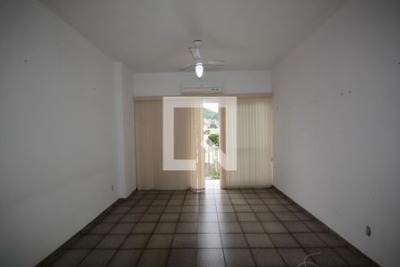 Sala de apartamento para alugar com 3 quartos, 90m² em Praça Seca, Rio de Janeiro