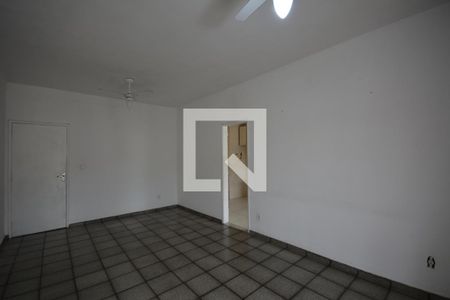 Sala de apartamento para alugar com 3 quartos, 90m² em Praça Seca, Rio de Janeiro