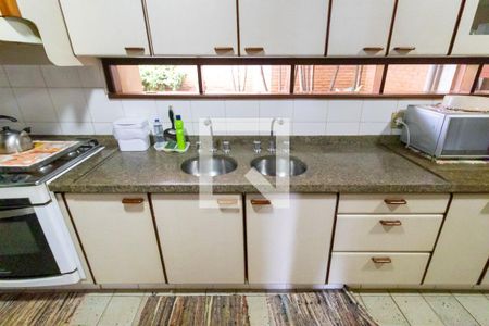 Casa à venda com 1008m², 5 quartos e 5 vagasCozinha