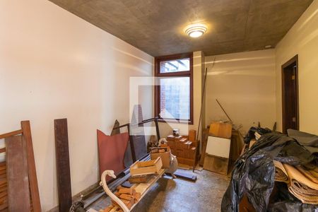 Casa à venda com 1008m², 5 quartos e 5 vagasQuarto de hospede