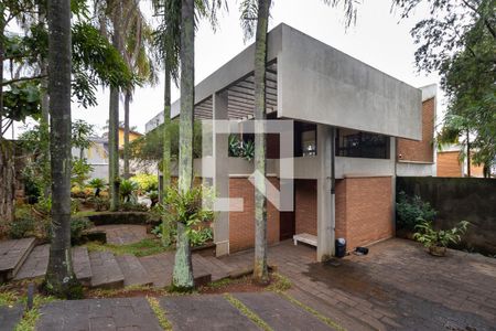 Casa à venda com 1008m², 5 quartos e 5 vagasFachada interna