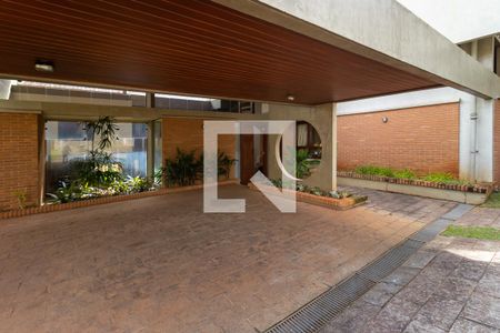 Casa à venda com 1008m², 5 quartos e 5 vagasFachada interna