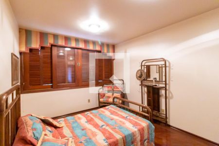 Casa à venda com 1008m², 5 quartos e 5 vagasQuarto da suíte 2