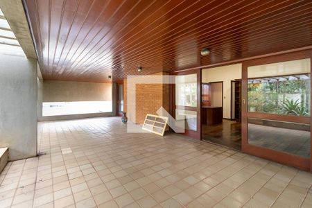 Casa à venda com 1008m², 5 quartos e 5 vagasVaranda