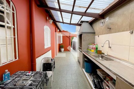 Casa à venda com 227m², 3 quartos e 1 vagaÁrea de Serviço