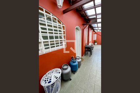 Casa à venda com 227m², 3 quartos e 1 vagaÁrea de Serviço