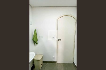 Casa à venda com 227m², 3 quartos e 1 vagaBanheiro