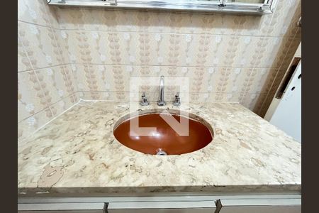 Apartamento para alugar com 75m², 3 quartos e sem vaga Apartamento para alugar com 75m², 3 quartos e sem vagaBanheiro