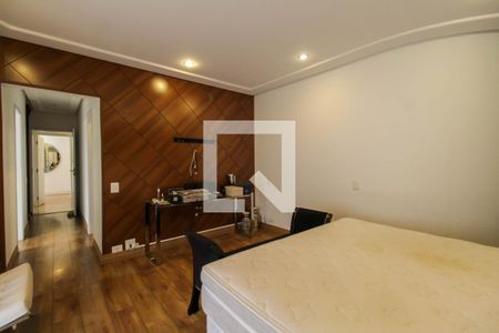 Apartamento à venda com 254m², 3 quartos e 4 vagasSuíte 1