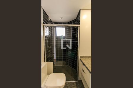 Apartamento à venda com 254m², 3 quartos e 4 vagasBanheiro da Suíte 3