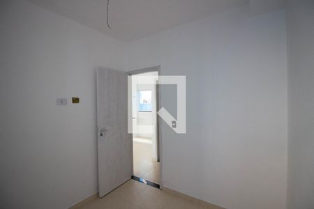 Quarto 1 de apartamento para alugar com 2 quartos, 36m² em Jardim Helian, São Paulo