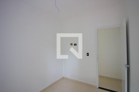 Quarto 1 de apartamento para alugar com 2 quartos, 34m² em Jardim Helian, São Paulo