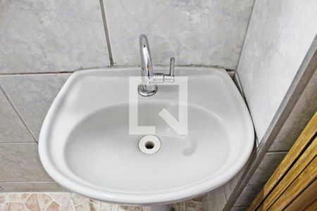 Casa para alugar com 80m², 2 quartos e sem vagaBanheiro Corredor