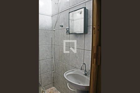 Casa para alugar com 80m², 2 quartos e sem vagaBanheiro Corredor