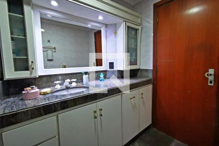 Apartamento à venda com 148m², 4 quartos e 2 vagasBanheiro