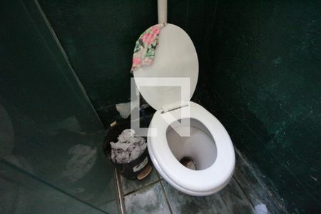 Casa à venda com 560m², 4 quartos e 1 vagaCasa 3 | Banheiro