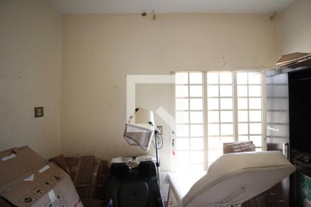 Casa à venda com 560m², 4 quartos e 1 vagaCasa 2 | Sala