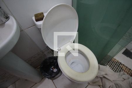 Casa à venda com 560m², 4 quartos e 1 vagaCasa 2 | Banheiro 1