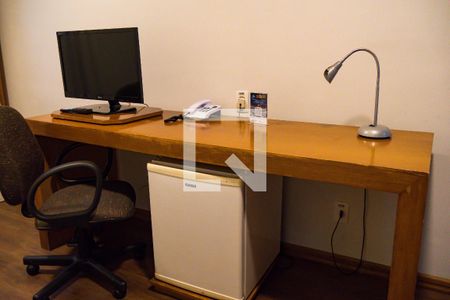 Sala de apartamento para alugar com 1 quarto, 40m² em Centro, Santo André
